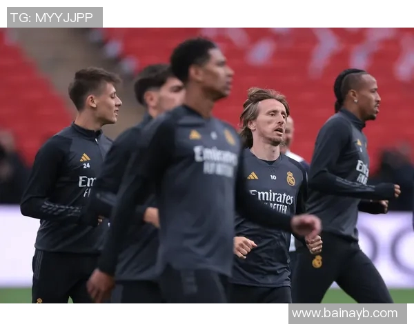 切尔达对阵皇马的激烈较量揭示了足球战术与团队协作的重要性