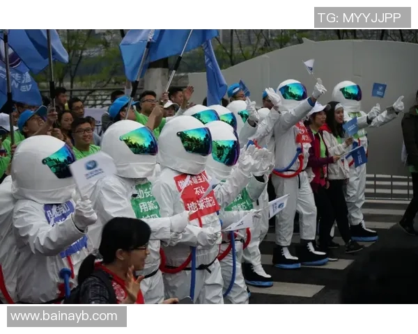 重庆滑板队在城市马拉松中的比赛经验与表现深度点评 重庆滑板队在城市马拉松中的比赛经验与表现深度点评