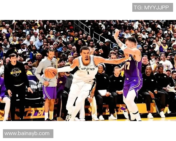 2013年湖人与马刺季后赛对决回顾：经典时刻与传奇球员的较量