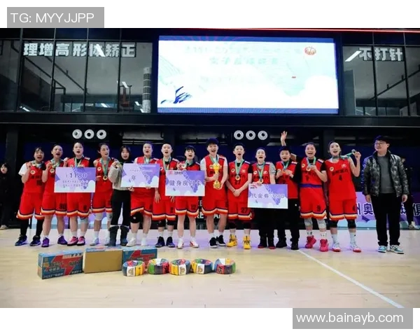 中国女篮勇战加美队全力争胜展现巾帼风采与篮球魅力